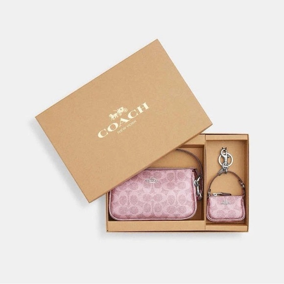 NWT Coach Boxed Nolita 19 And Nolita Bag Charm Set With Gift Box CCK96 Pink/Rose - Picture 2 of 7